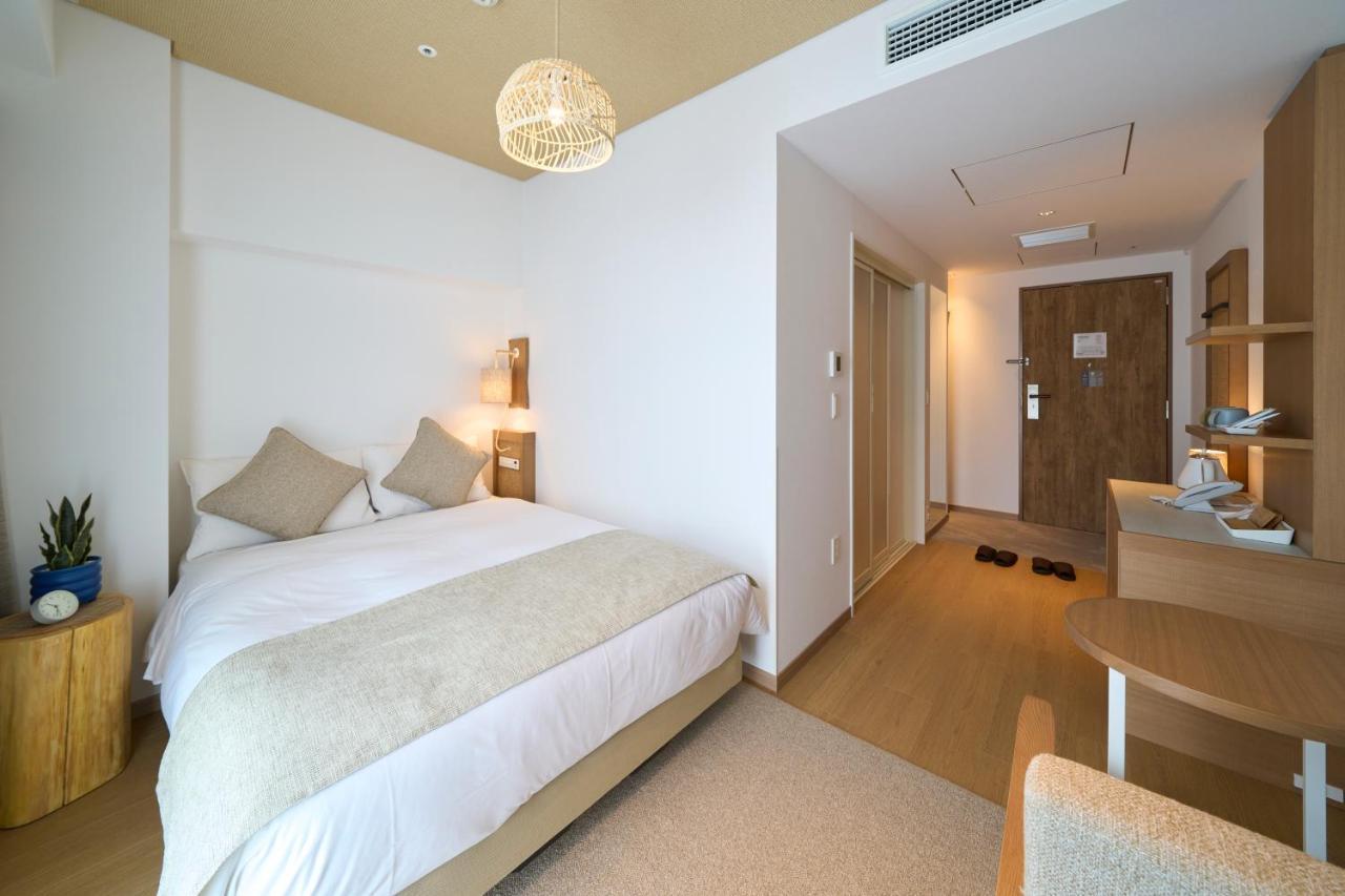 Hotel Resol Trinity Наха Экстерьер фото